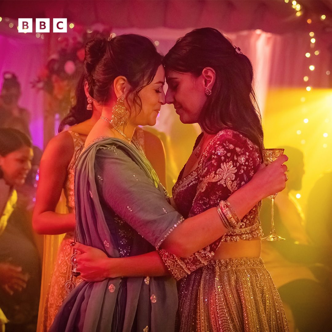 rituaryaupdates's tweet image. 📷 | First look at Ritu in The Split Up series coming to BBC iPlayer!

• #RituArya @Ritu_Arya_ #BBC #TheSplitUp •