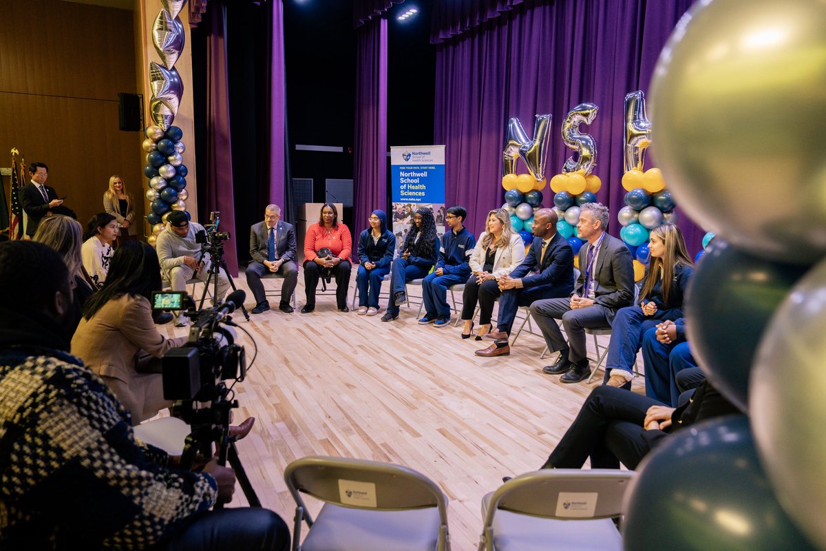 DOEChancellor's tweet photo. Thank you to Superintendent Walsh and Superintendent Tu, Queens Borough President Richards, Assemblymember Raga, Principals Hurtado, Lopez, Familia, Lonshein, and Jackson, our parent leaders, students, and staff for the warm welcome. https://t.co/ofjdJi0wXG