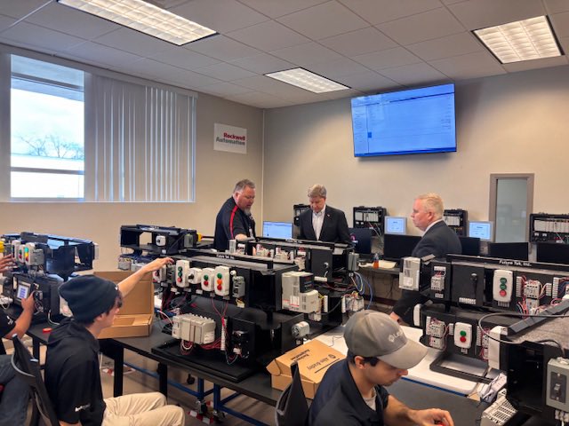 Mike Rogers tweet media