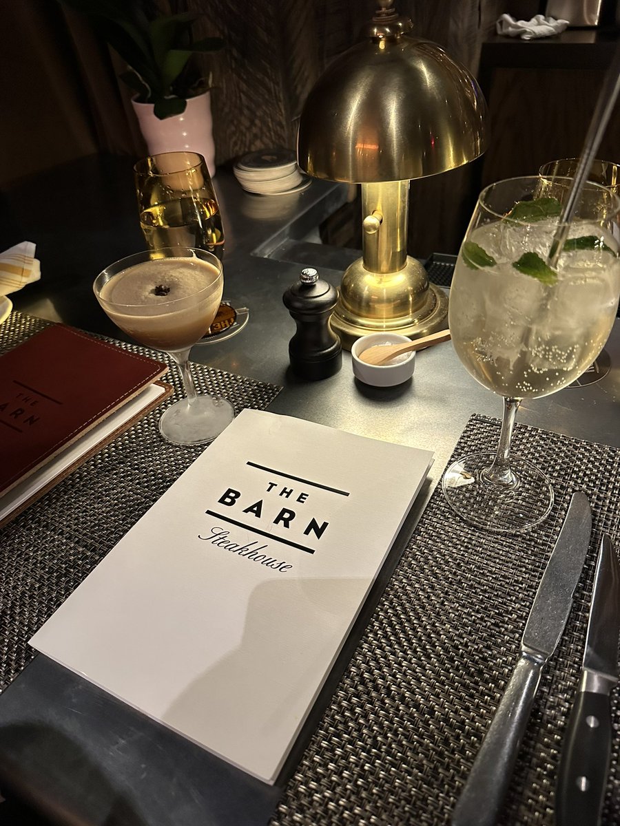 𝐜𝐣 tweet media