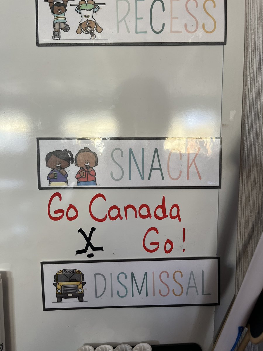 Mrs. Rowe tweet media