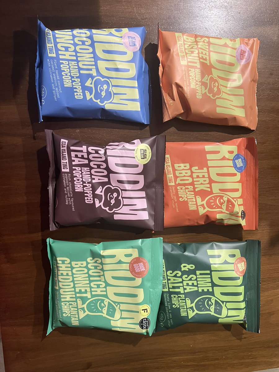 Niaaaaa_xo's tweet photo. Got my Georgie Bundle delivered to my apartment ✅ 
Issa island ting!!! Big shout out to my bro @j_spencer97 
These snacks can also be found in stores like Selfridges and Whole Foods in the UK. Nothing but positive reviews all around 10/10 💫 https://t.co/o5dMUEh4Hy