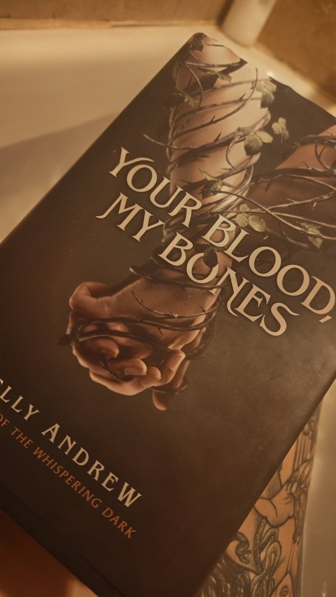 ✨️Engage or bust✨️

Book babes, I need my next read! Comment your all time favorite books. 

Subbies find a babe and buy some books.