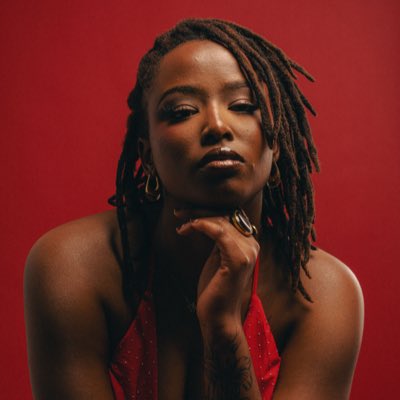 Andia Sande tweet media