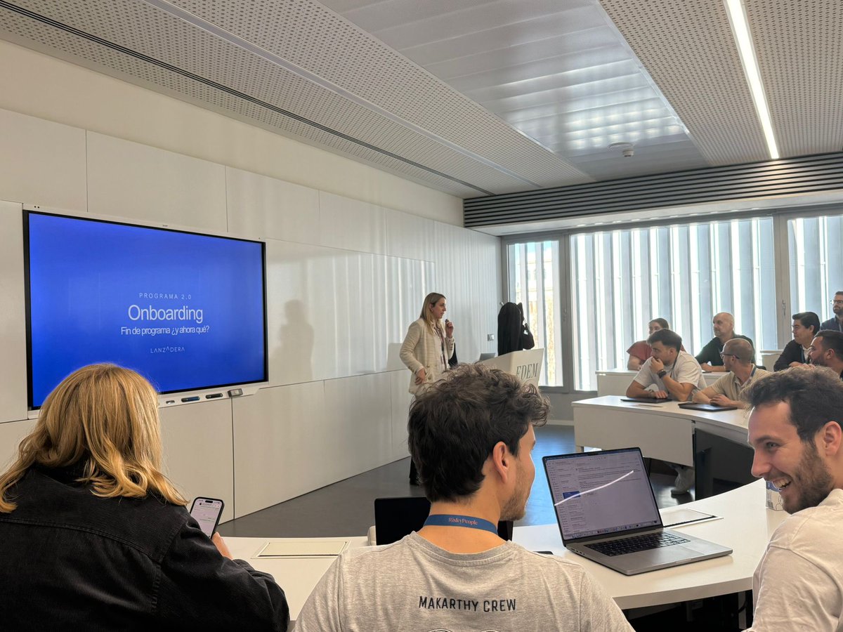 NeuroBlock_'s tweet photo. We open the next chapter with the onboarding of the 2.0 Acceleration Program.

Still building. 🚀

#NeuroBlock #Lanzadera #Startups #Entrepreneurship #Valencia #ScaleUp https://t.co/H9YJkH4eBF