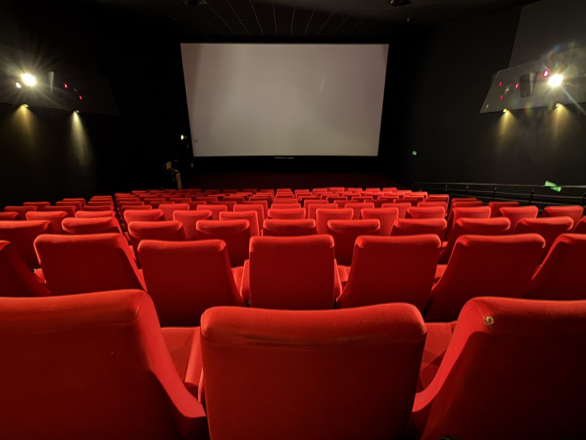 mulderville's tweet image. Vu qu’il n’y a eu aucune projection presse pour les médias online je rattrape ce jour le film #ColdStorage @canalplus @MenschAgency. Séance dans 5 minutes ., dommage car un film sans couverture média online  c’est une garantie de salles vides dans la plupart des cas ..