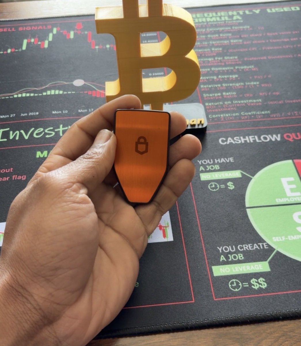 SirLouisIII3's tweet image. I love my @Trezor safe 5 BTC edition. 

Every time I get it out, I stare at it😂…such a clean design! 
#NotYourKeys