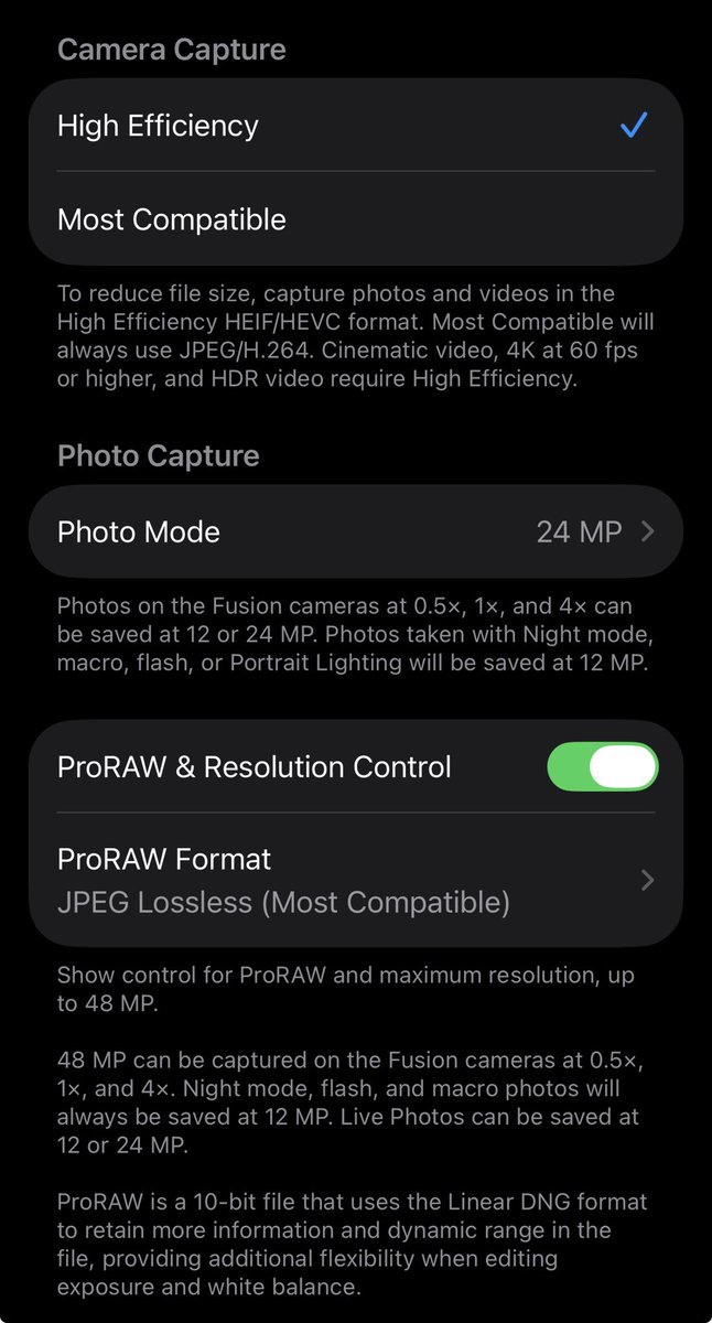 DylanCalluy's tweet photo. The exact iPhone settings that I use for my iPhone presets

And I mainly capture in RAW if I want to add presets 🎨 https://t.co/Y7dhaN30tv