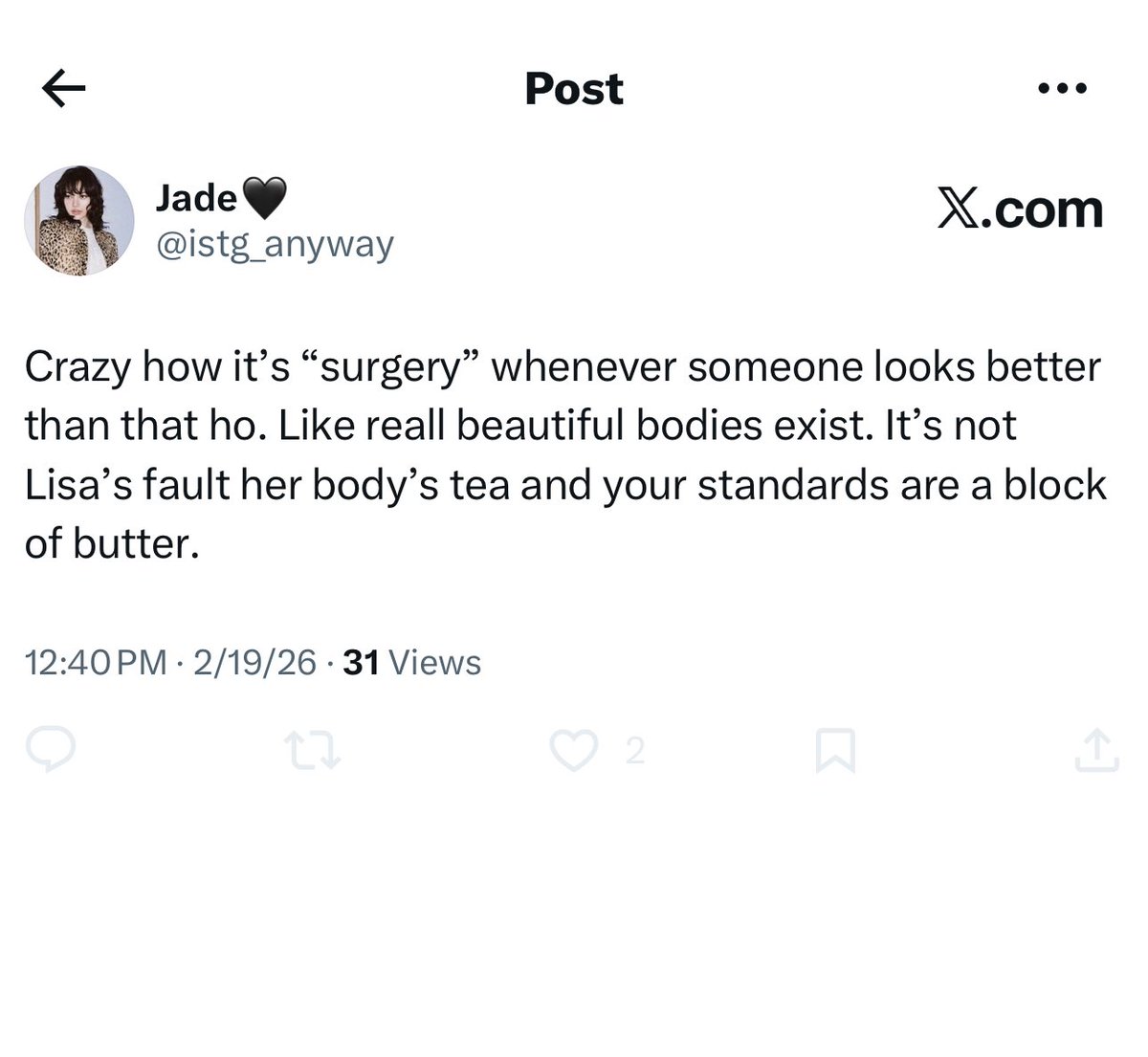 Lizards are obsessed with both Lisa's and Jennie's body...im starting to think yall are built like armys and are insecure cause theres no way yall obsess over a normal body