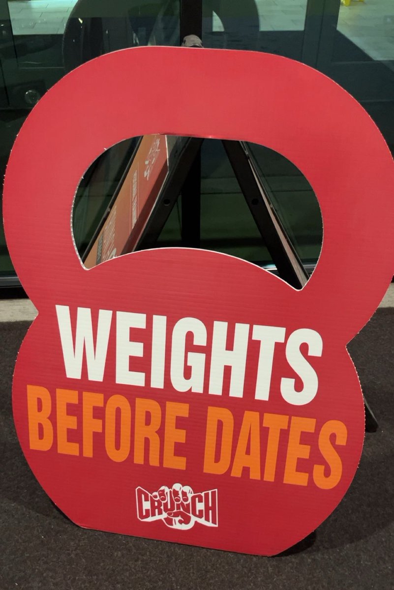 taysthatlit's tweet photo. #weightsbeforedates https://t.co/oC2Hvj5cHv