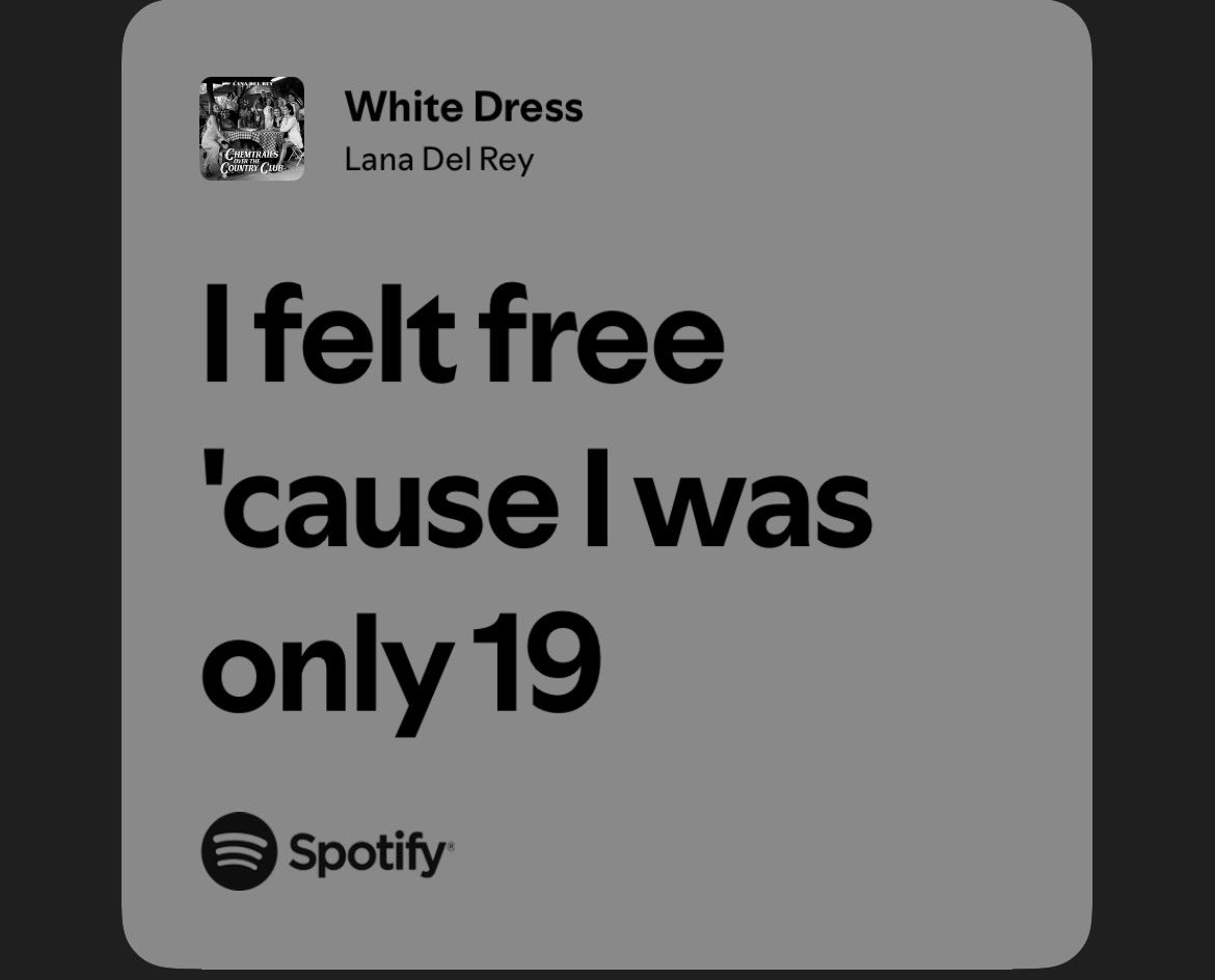 dancetillwedi3's tweet photo. i feel so old at 19 but then i remember this lyric and realise i have my whole life ahead of me https://t.co/TeFJJp85Lv