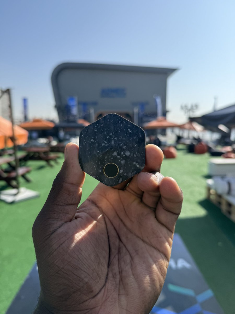 itsaccool's tweet image. Bitcoin self-custody for the win - @Bitkey 🫡