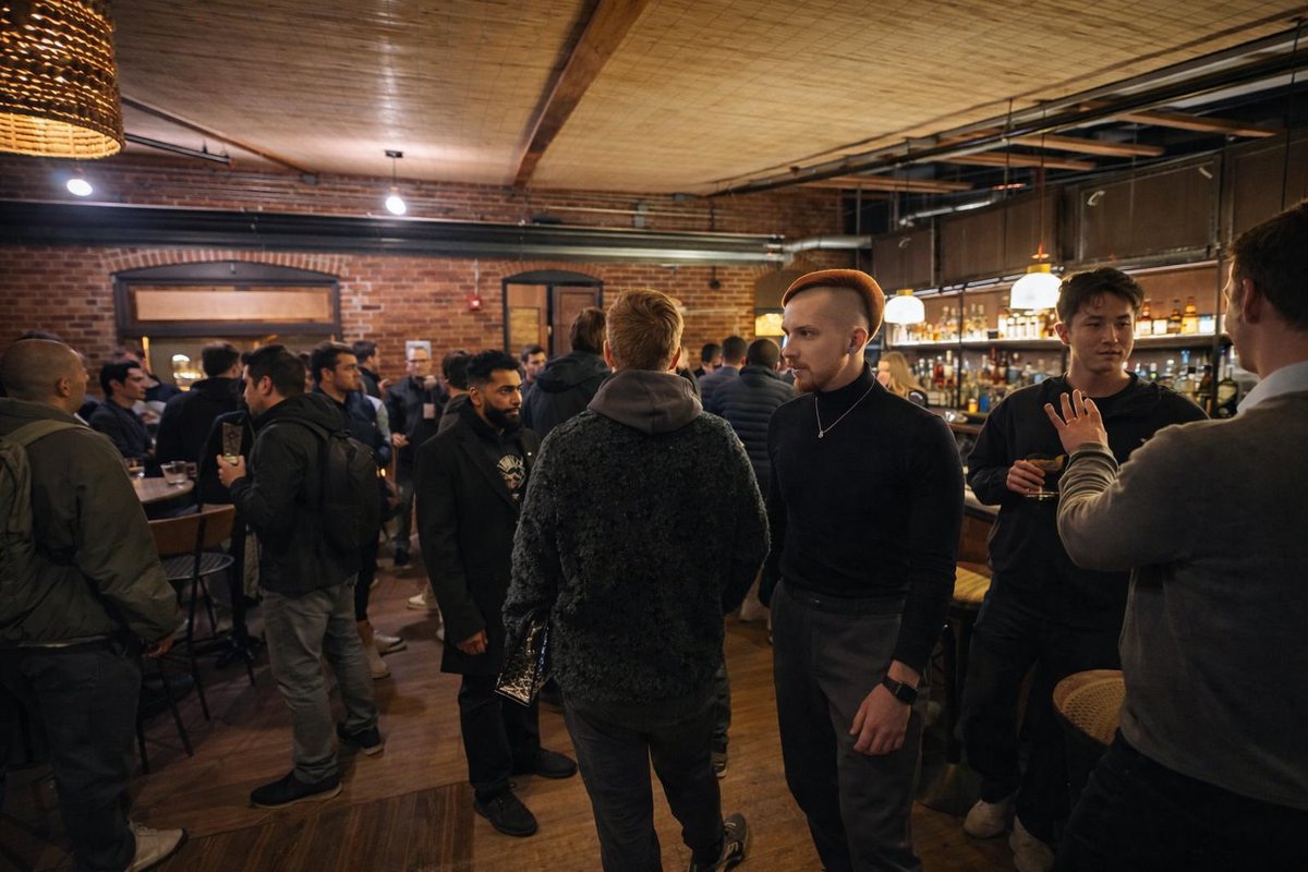 Panoptic tweet media