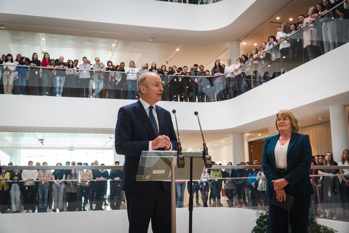 Delighted to officially open <a href="/Apple/">Apple</a>’s new state-of-the-art building at Hollyhill

From just 60 people in 1980 to a workforce of 6,000 today, the scale of their growth in Ireland has been extraordinary

Their continued contribution to Cork and the wider region cannot be overstated