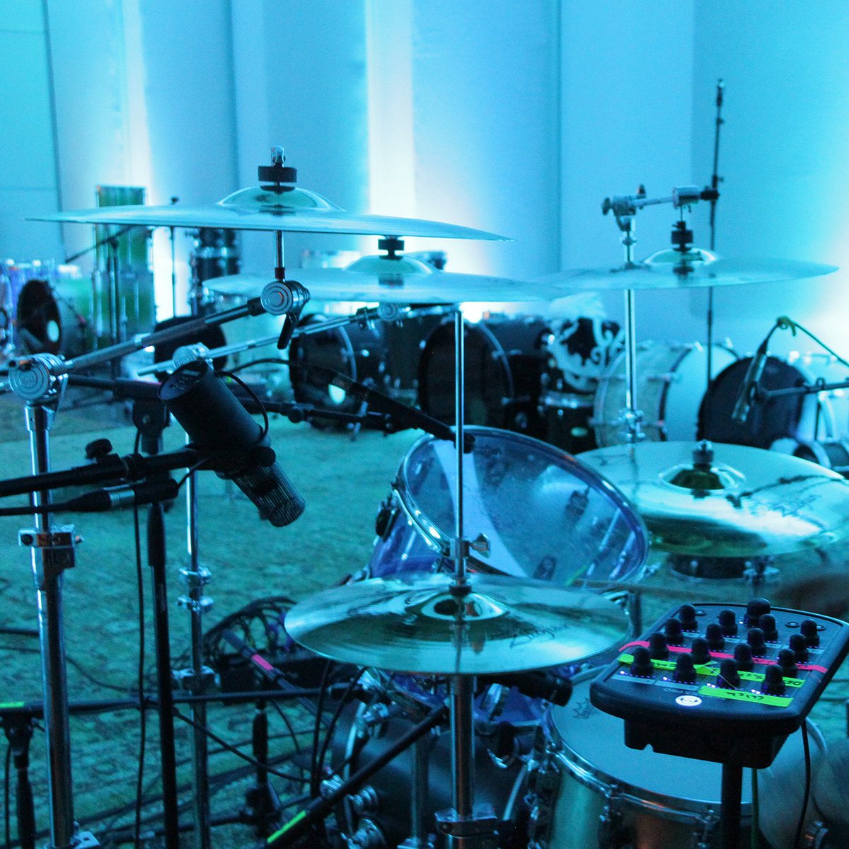 this is where it started. B24 Studios. the darkness. the energy. these are the moments before “Brainwashed” became yours.when it was still ours. raw. real. unfiltered.

stream brainwashed now.
vibe.to/brainwashed