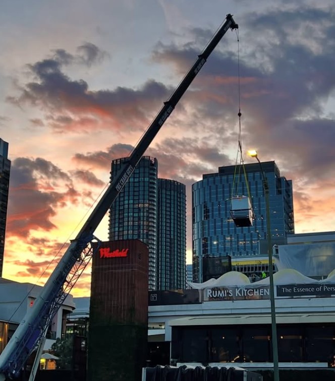 When the pizza oven won't fit through the door... you bring in a crane

Hoisting an oven several stories high to land it perfectly at a new LA restaurant. Because in foodservice, there's no such thing as "can't", only "how"