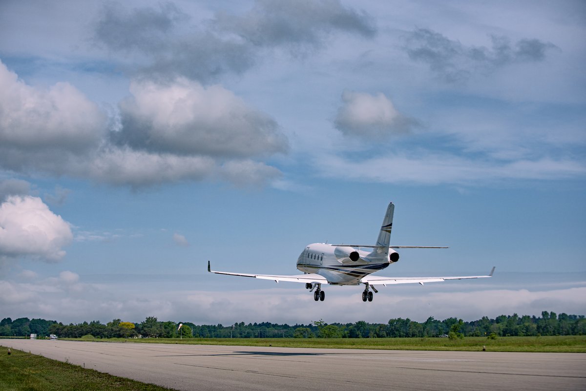 FlightWorks makes last-minute weekend trips effortless with flexible schedules, direct flights to nearby airports, and rapid coordination of aircraft, crew, and services—delivering a seamless, private getaway without the hassles of commercial travel.