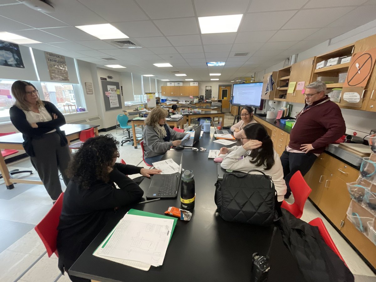 Julie Fisher tweet media