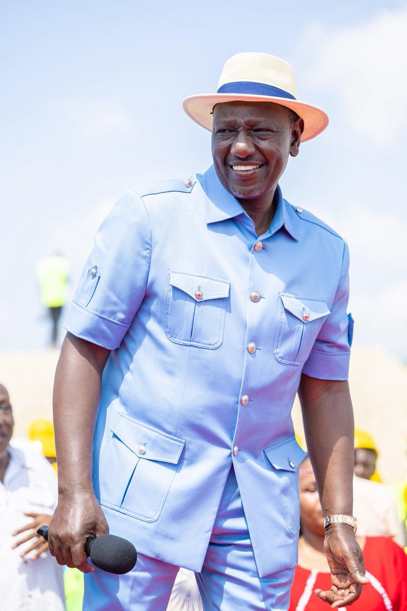 BiancaNaom1's tweet photo. President William Ruto has achieved in 3 years what Jomo Kenyatta didn't accomplish in 15 years, what Moi didn't achieve in 24 years, what Kibaki didn't achieve in 10 years, and what Uhuru Kenyatta failed to achieve in 10 years. Ruto has ensured that 29.5 million Kenyans are registered for SHA—unlike NHIF, which only had 8 million. Ruto has hired 100,000 new teachers—the highest hired in under 3 years in Kenya's history. Ruto has constructed one of the largest sports arenas in East Africa and Central Africa. Ruto is constructing an 11000-seat conferencing facility at Bomas of Kenya. Ruto has ensured that over 7 million farmers are digitally registered to ensure they access farm inputs timely. Ruto has onboarded 22,000 government services on e-Citizen, making it easier for Kenyans to access services at the touch of a button from the comfort of their homes. Ruto saved the country from defaulting on its debt obligation. Ruto lowered the prices of fertilizer from KES 7,500 to KES 2,500. Ruto has hired 107,000 community health promoters. Ruto has streamlined KEMSA, which was grappling with corruption. Ruto is constructing 400 markets for mama mboga.