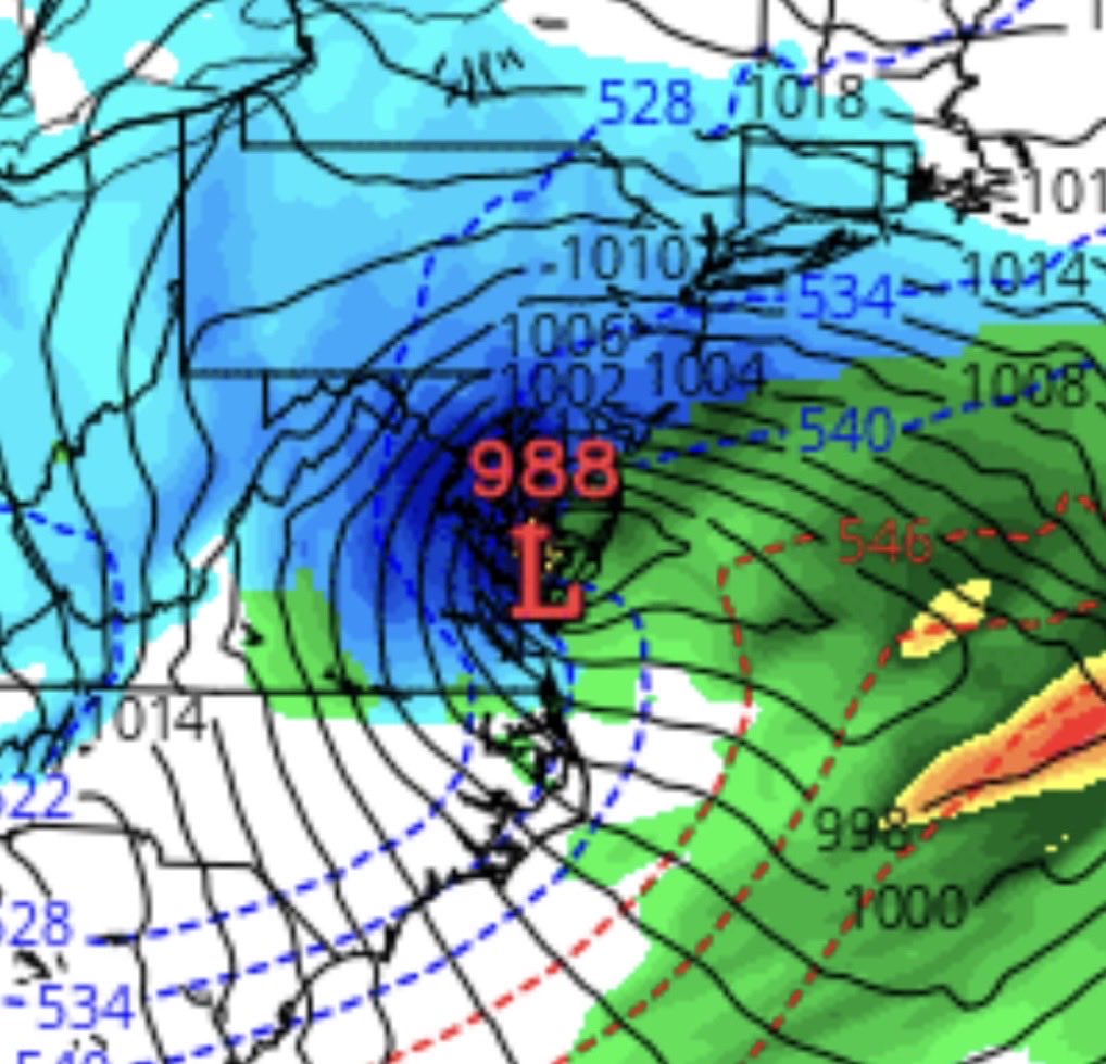 FcpsOdds's tweet photo. We are a few days out from a potential storm and the difference between models is drastic. Note that the model showing the blizzard (the GFS) has almost no chance of being right, but things are still up in the air. Will probably see at least some snow Sunday though! #closefcps https://t.co/IwjAiYimhJ
