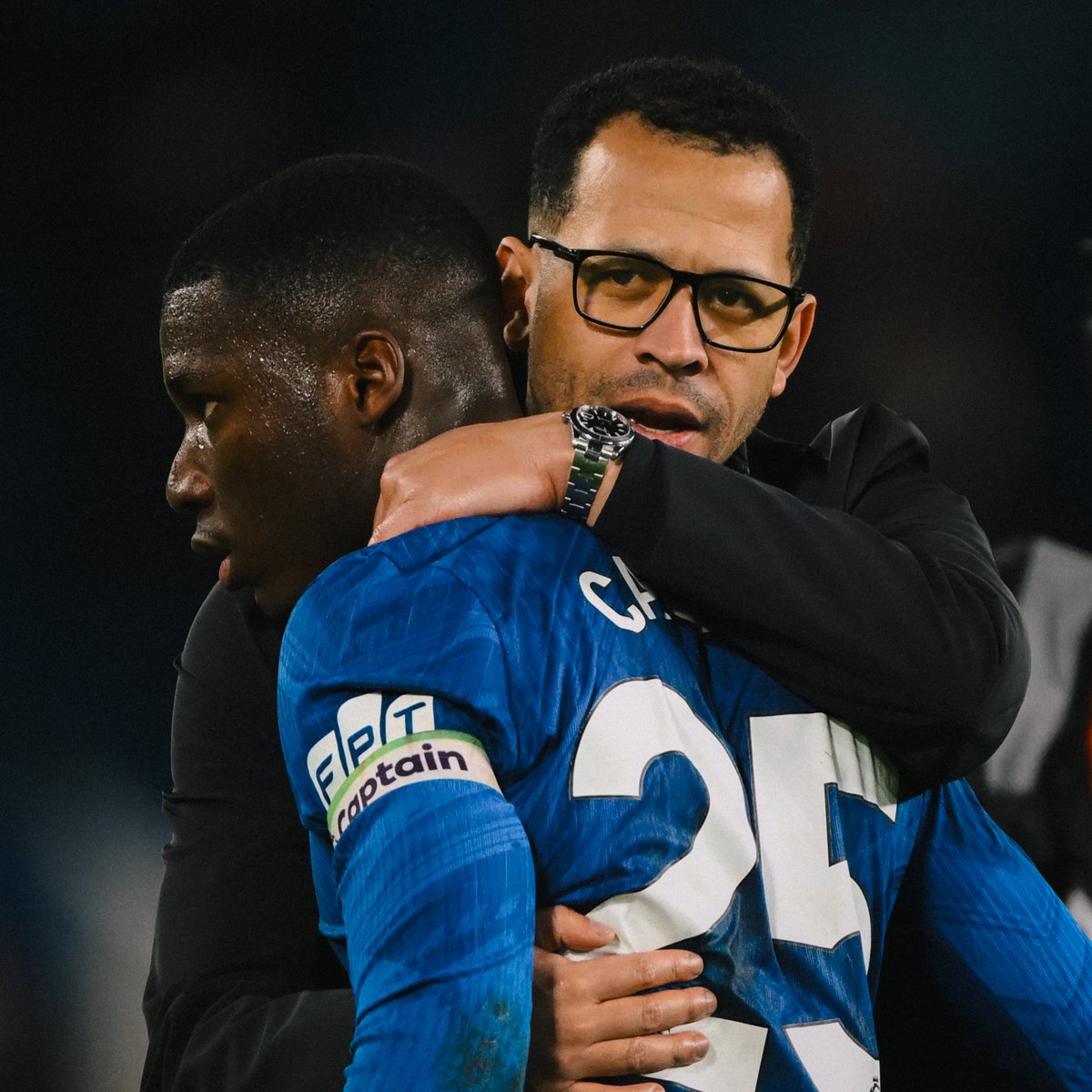 ChelseaFC's tweet photo. ‘He wants the best for you, so I’m trying to really hard every day, in every game, to show why he said I’m one of the best players.’ 🫡

Caicedo on life under Rosenior. ⤵️