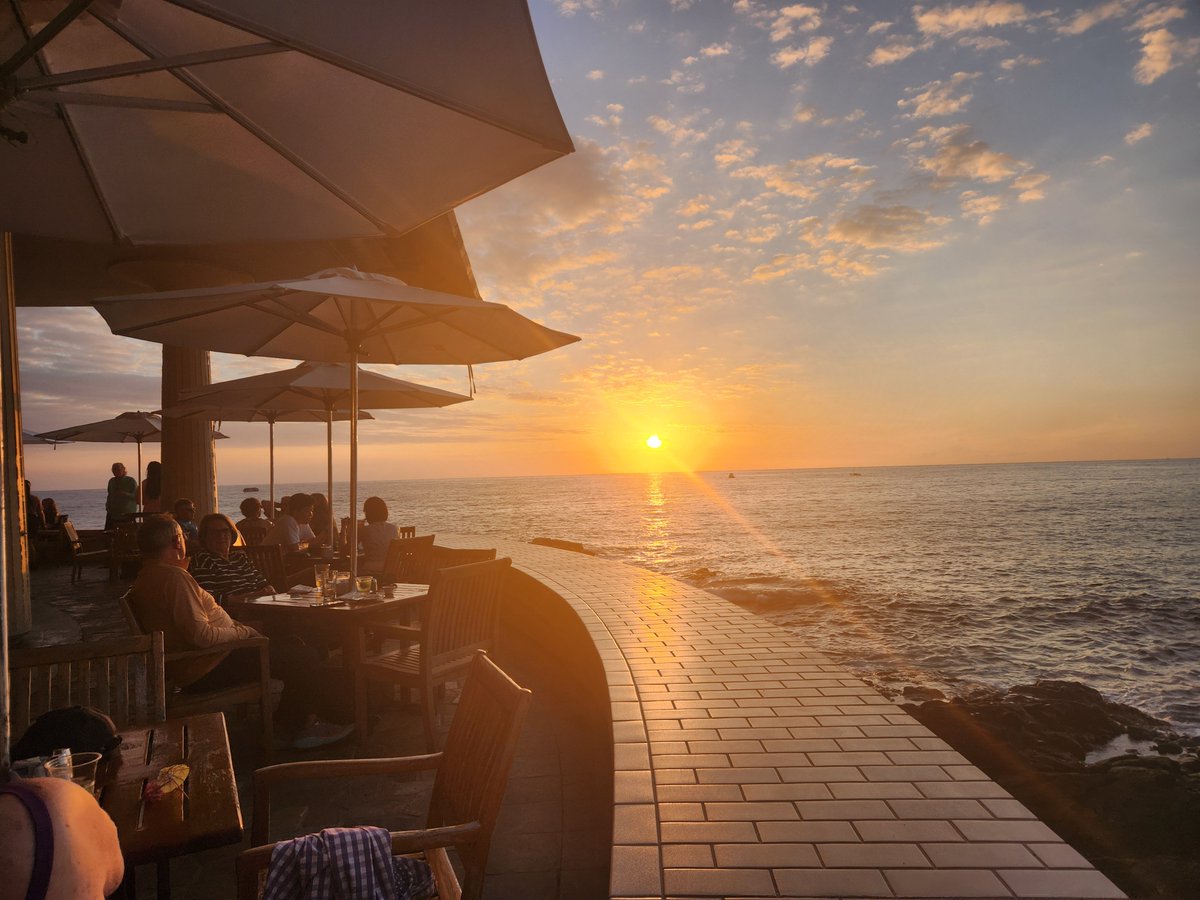 Gymrat1028's tweet photo. Kona sunset https://t.co/ZeR544s4Gi