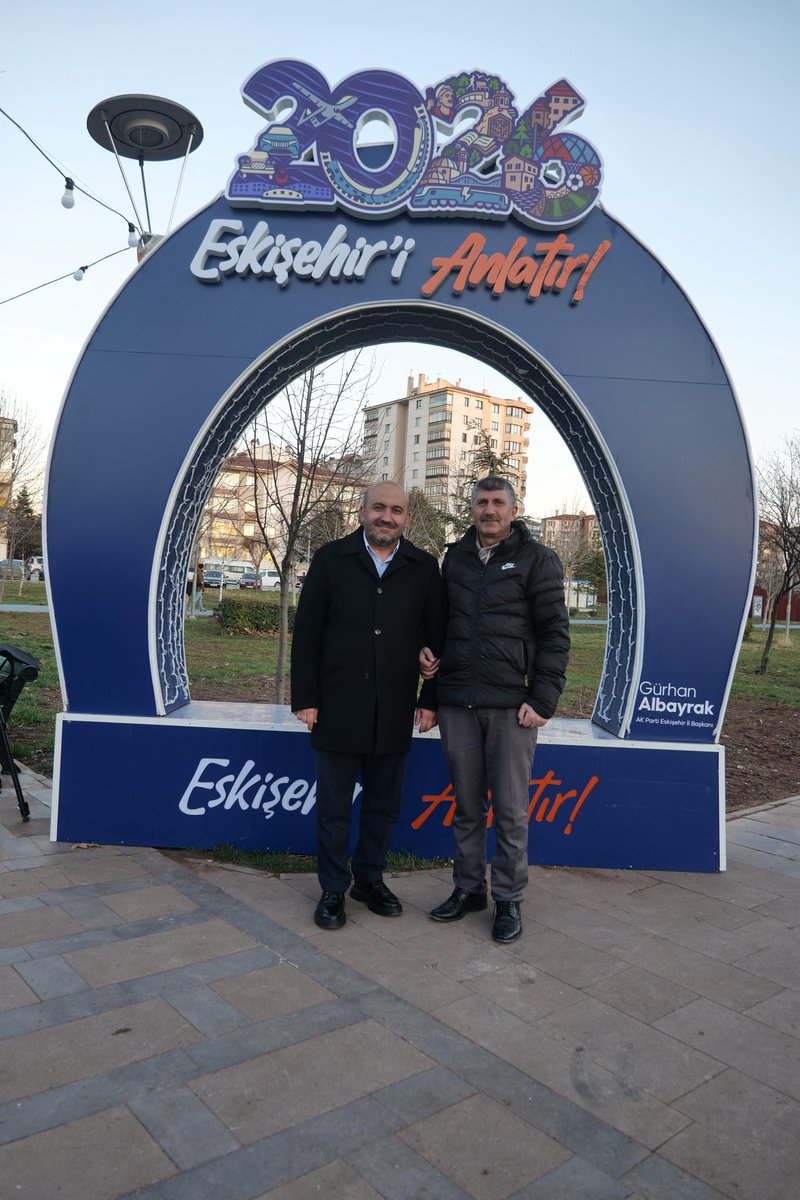 mlhsyn_04's tweet photo. Soframız Seninle Eskişehir Sloganı İle
Mübârek Ramazan-ı Şerif-i İftar Yemeğinde  Eskişehir  Ak Parti İl Başkanı Sayın @GurhanAlbayrak ın Misafiri Olduk. Bize Göstermiş Olduğu İlgi ve Alakadan Dolayı Kendilerini ve Yönetim Kurulu Üyelerini Yürekten Saygıyla Selamlıyorum.
@rte https://t.co/ywkFXTnuJr