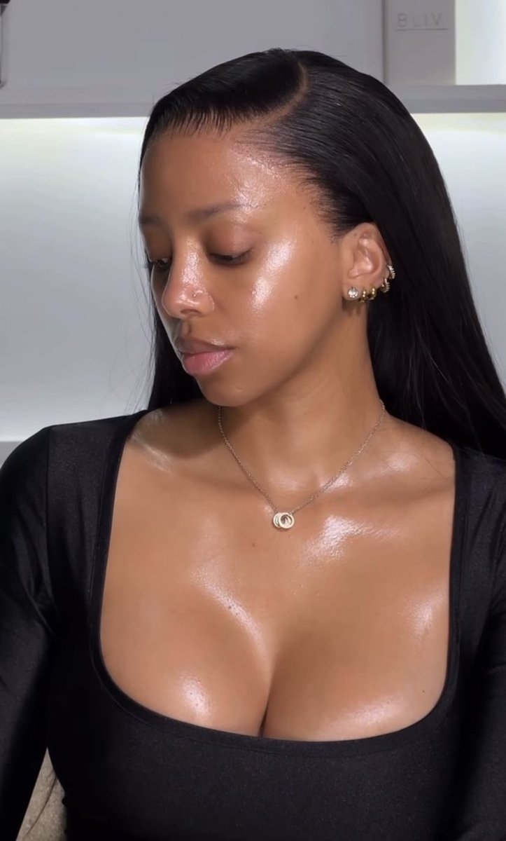 skiistiredasf's tweet photo. Face card > https://t.co/iNXPi6G6gN