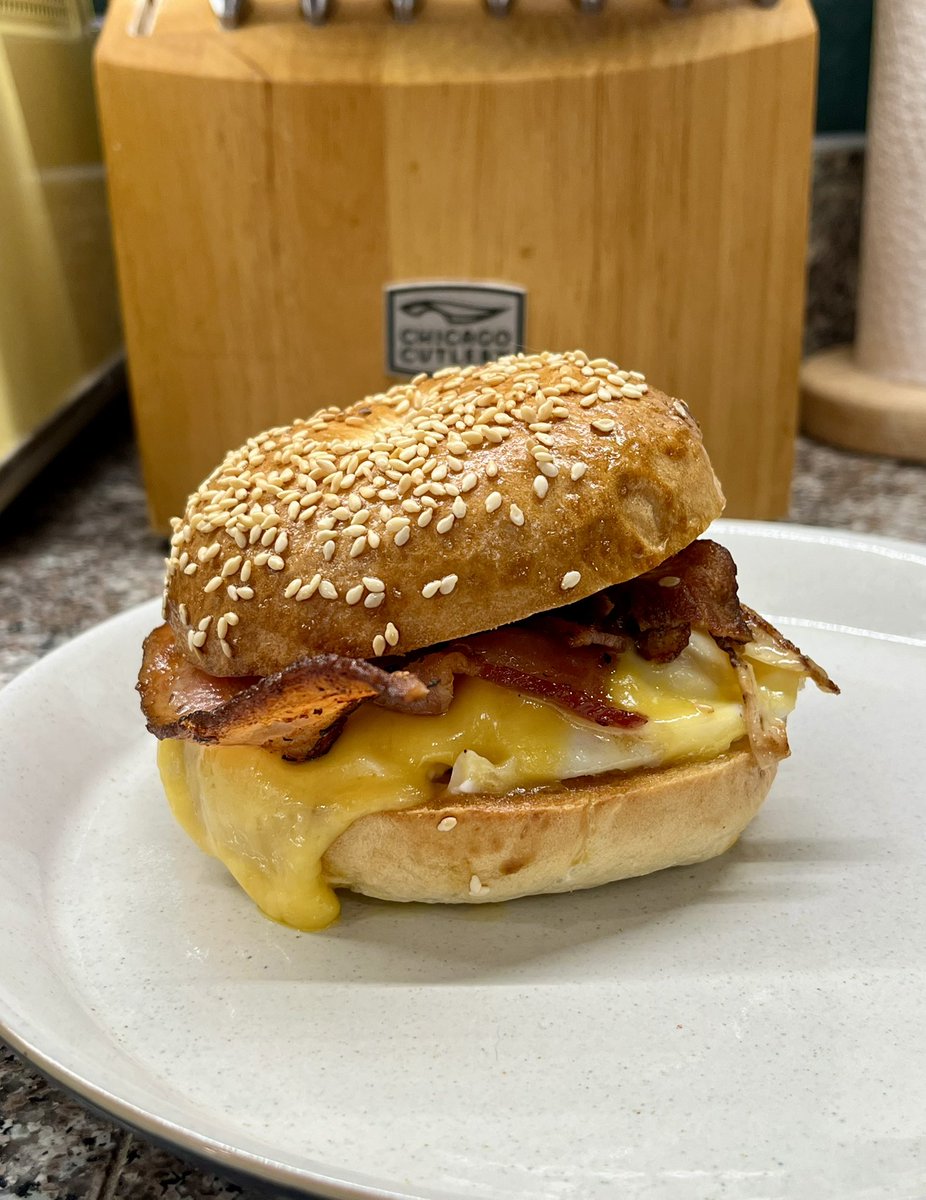 Cale 🥬 tweet media