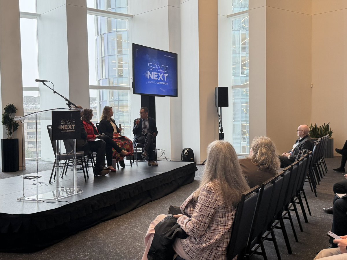 MasonNatSec's tweet photo. LIVE from @jamil_n_jaffer: “The president wants to be aggressive with #China, but also wants to make a deal. I would be interested in working with China on space in a way that most China hawks would be uncomfortable with.”
@ConnectedDMV #spaceNEXT https://t.co/Z6hT85VyTY