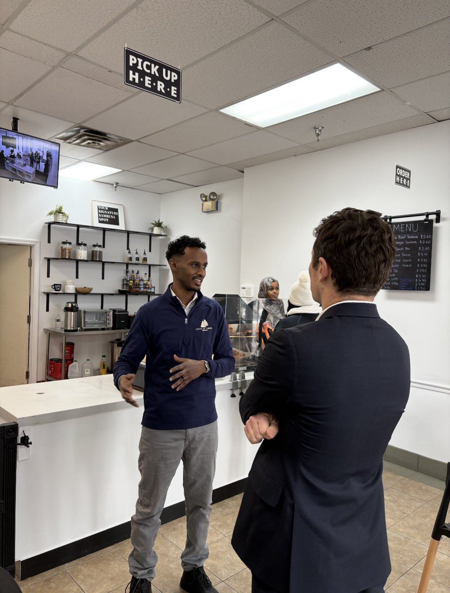 MayorFrey's tweet photo. I stopped by the newly opened House of Sambus on the Northside and got a lesson from an expert sambusa maker. Eedo Deka has rolled more than 1,000 sambusas in two days for iftar.

I have a newfound respect for the process, &amp; these might be my favorite sambusas yet. Happy Ramadan! https://t.co/S5JZfVUkgC