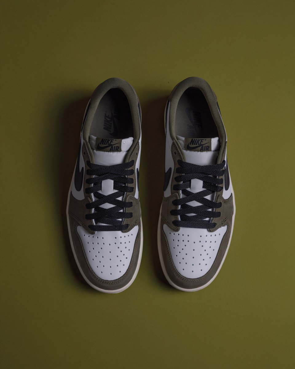 Stadium Goods tweet media