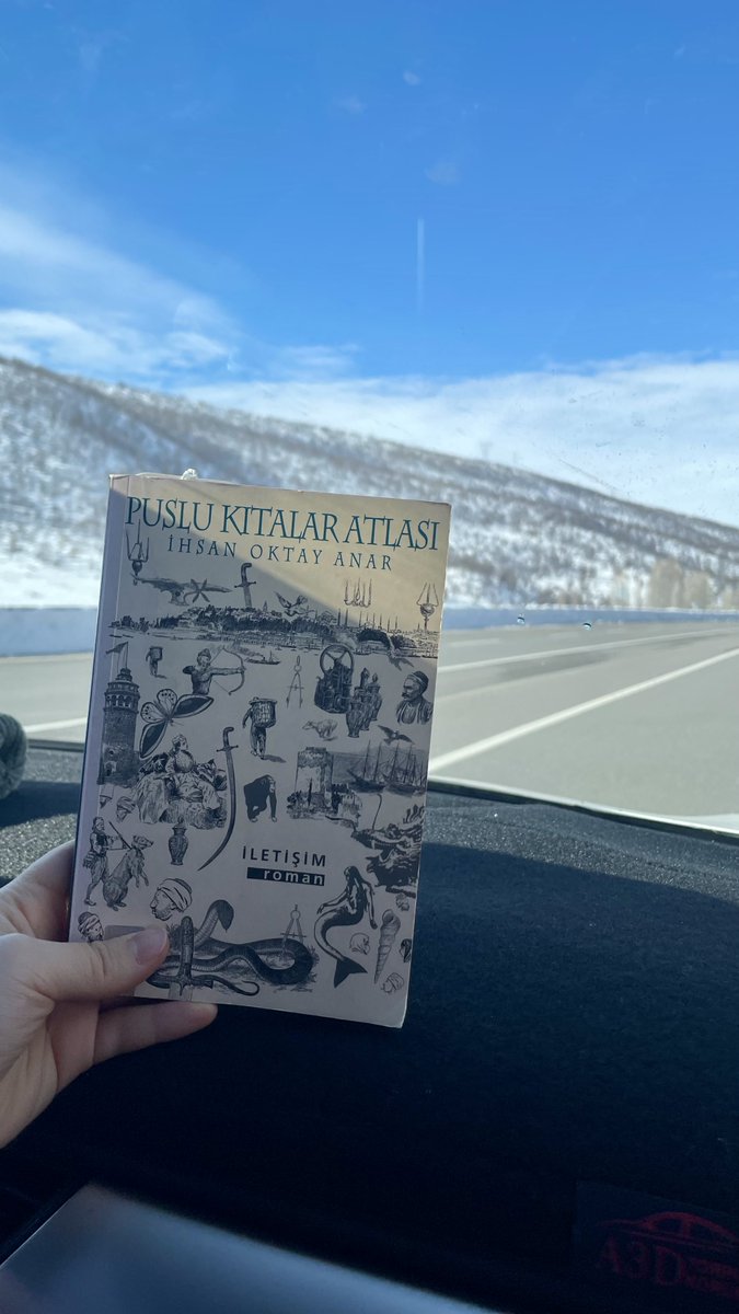 mrvcmzc's tweet photo. Yazarın aklından neler geçtiğini defalarca düşündüğüm bir roman 👌🏻 https://t.co/3doO1oclKJ