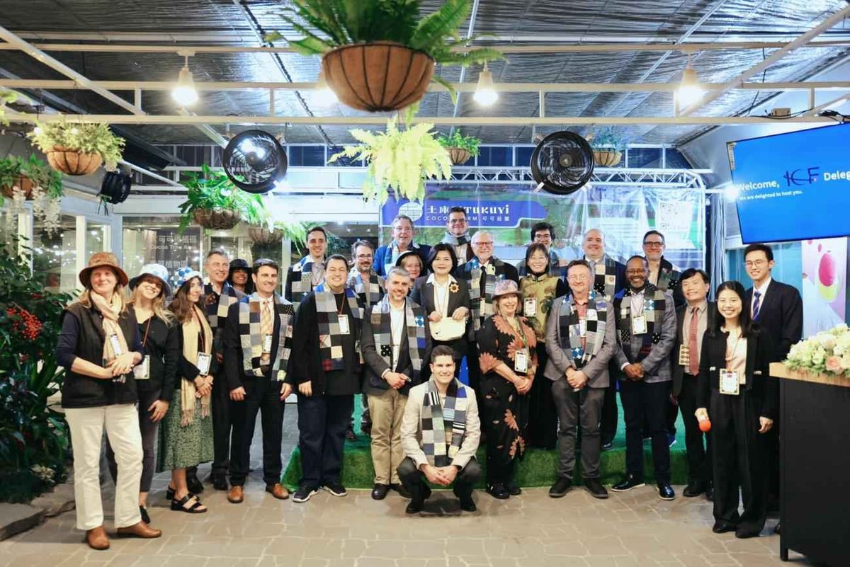 Intelligent Community Forum tweet media