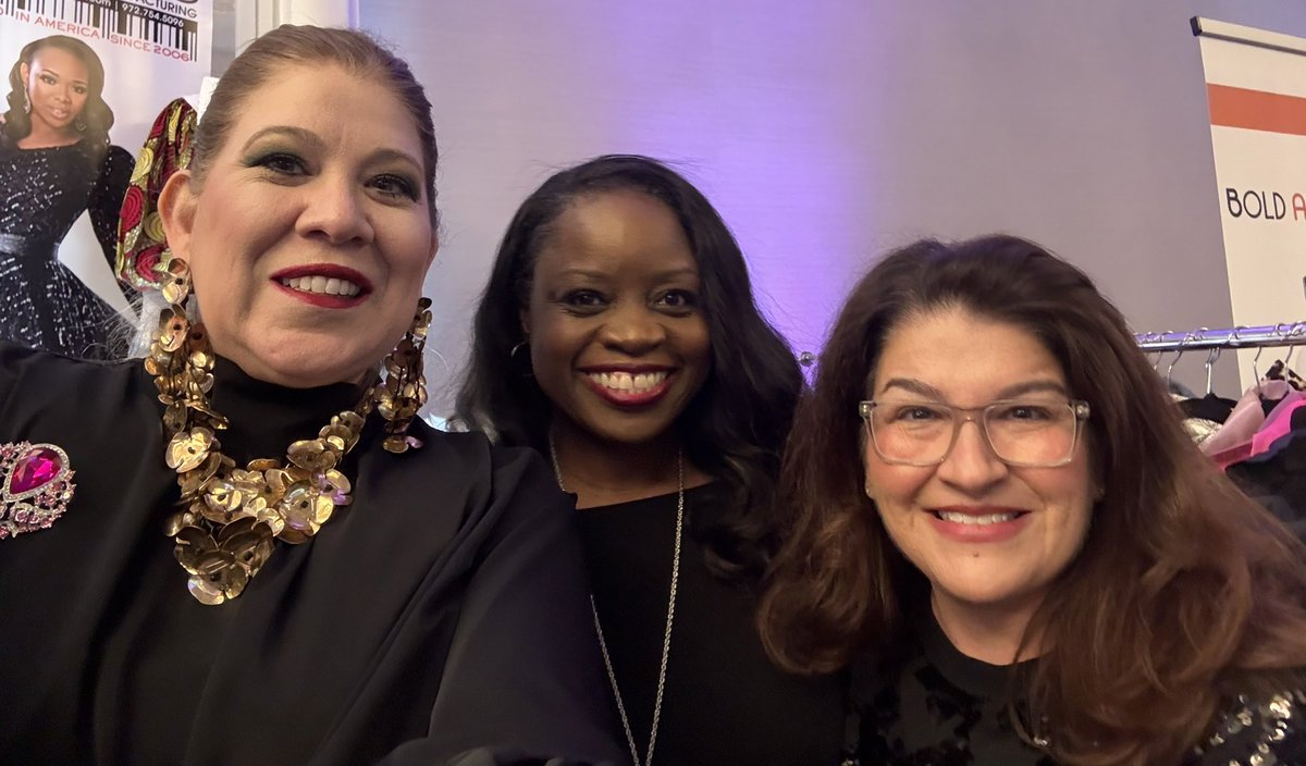 With 2 of my favorite Divas 👑 Aldine’s Dr. Goffney and Tomball’s Dr. Salazar-Zamora #TABSE2026 <a href="/TABSE_Texas/">TABSE_Texas</a> <a href="/AldineISD/">Aldine ISD</a> <a href="/TomballISD/">Tomball ISD</a> <a href="/drgoffney/">Dr. LaTonya M. Goffney</a> <a href="/m_salazarzamora/">Dr. Martha SalazarZamora</a>