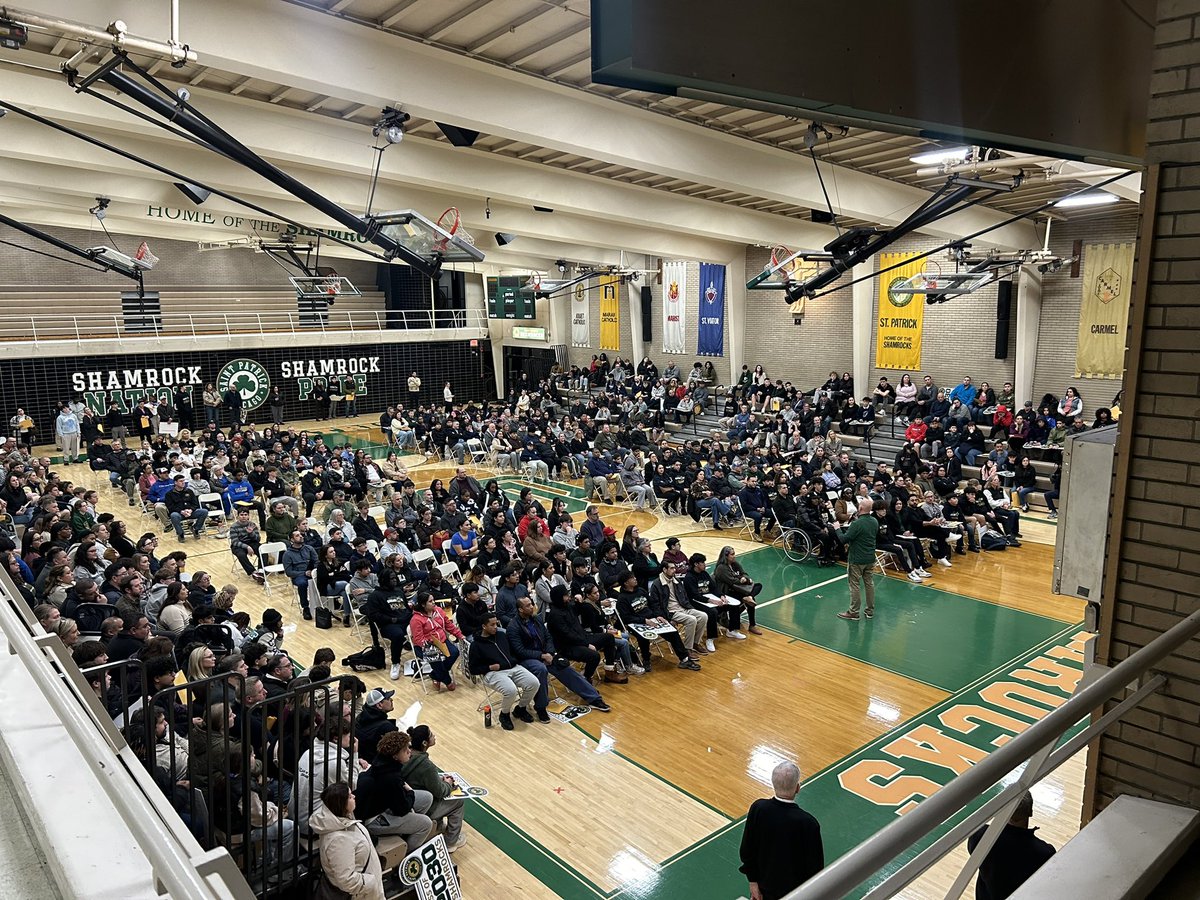 Saint Patrick Hoops tweet media