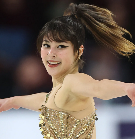 Kristina Ryan #SV5 💚 tweet media