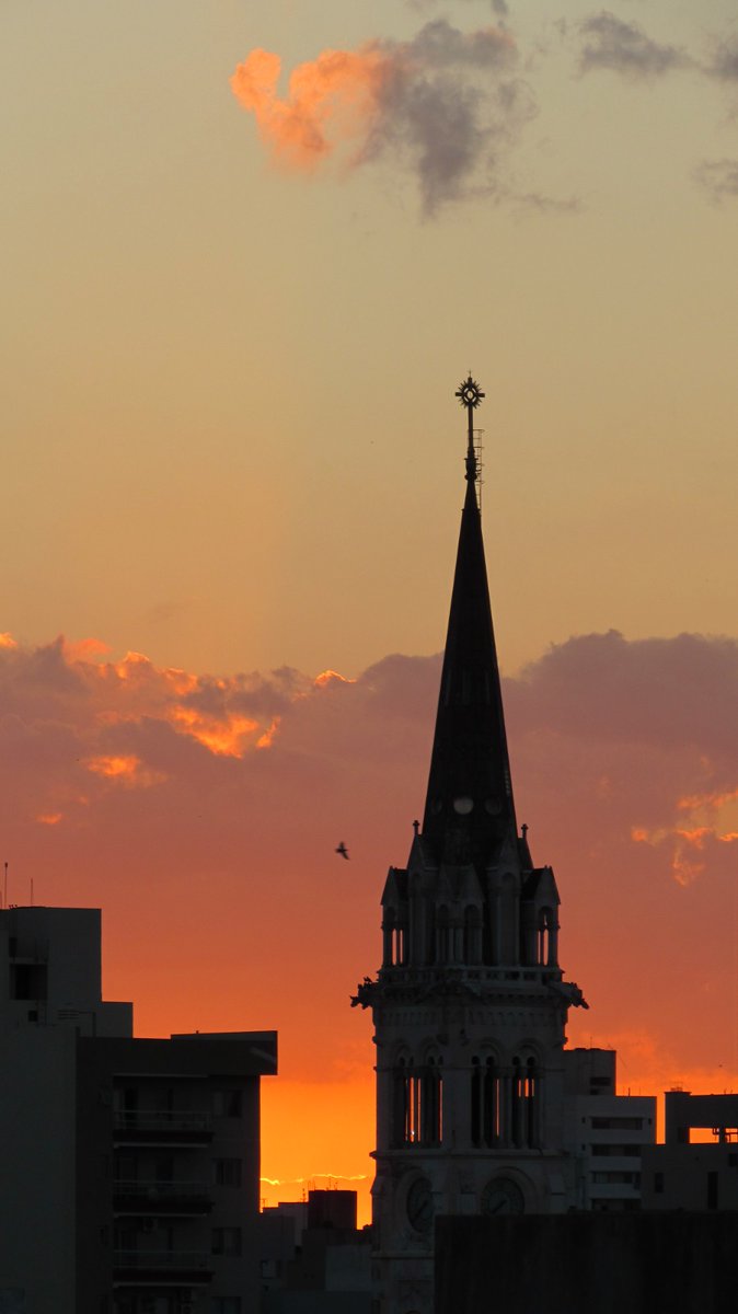 Menos mal que existe el cielo #LaPlata