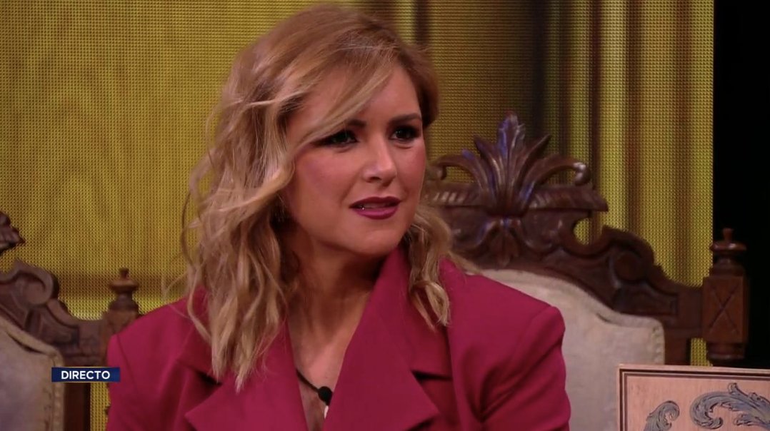 ghoficial's tweet photo. María Jesús, sobre Cristina: "Refleja el espíritu de Gran Hermano. Yo te adoro personalmente y creo que hablo en gran porcentaje de la audiencia" #GHDúoGala7 https://t.co/mL6B3Wzrvd