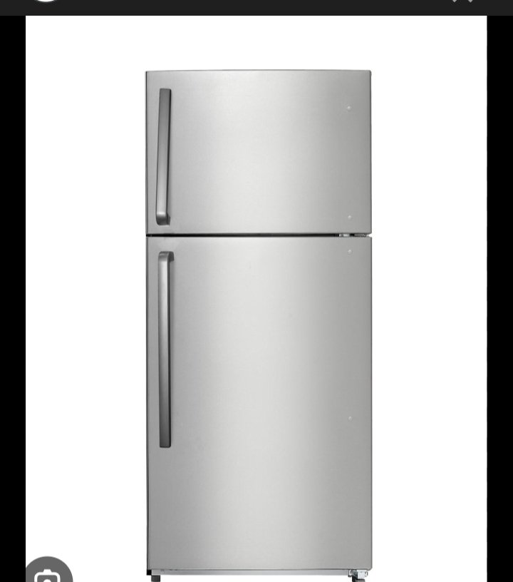 PrettyAbeh's tweet image. Fridge               or        Air conditioner 
Which one do you buy first,if you move into a new apartment?????