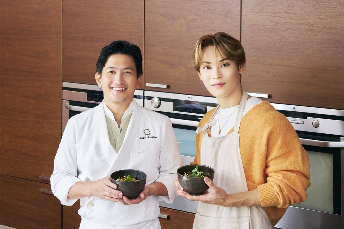 nhkpb_text's tweet photo. きょうの料理ビギナーズ3月号 タイアップ　
JO1 與那城奨さん が料理に挑戦！砂糖でおいしい！和食教室
JO1 與那城奨さんが、料理研究家 柳原尚之先生の和食教室に入門！（全3回）。
第3回はひき肉の親子丼とわらび餅
レシピは ＃みんなのきょうの料理 にも！
https://t.co/DtY4DeWdXS
#PR #精糖工業会 https://t.co/PcvFQKW5yy