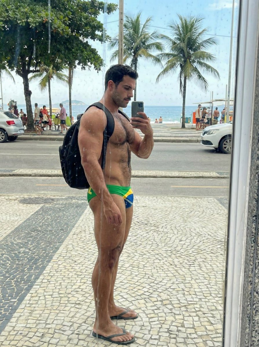 Retweet if you’re 🏳️‍🌈 too