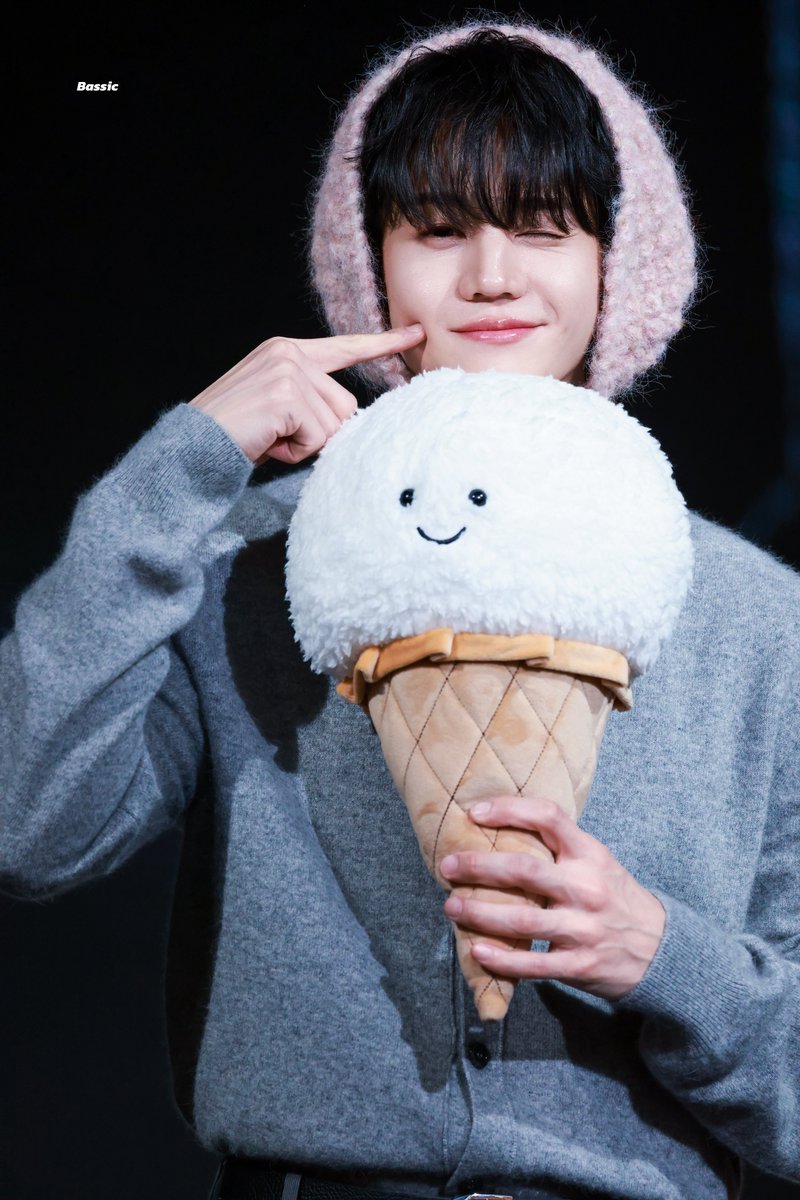 𝑩𝑨𝑺𝑺𝑰𝑪 tweet media