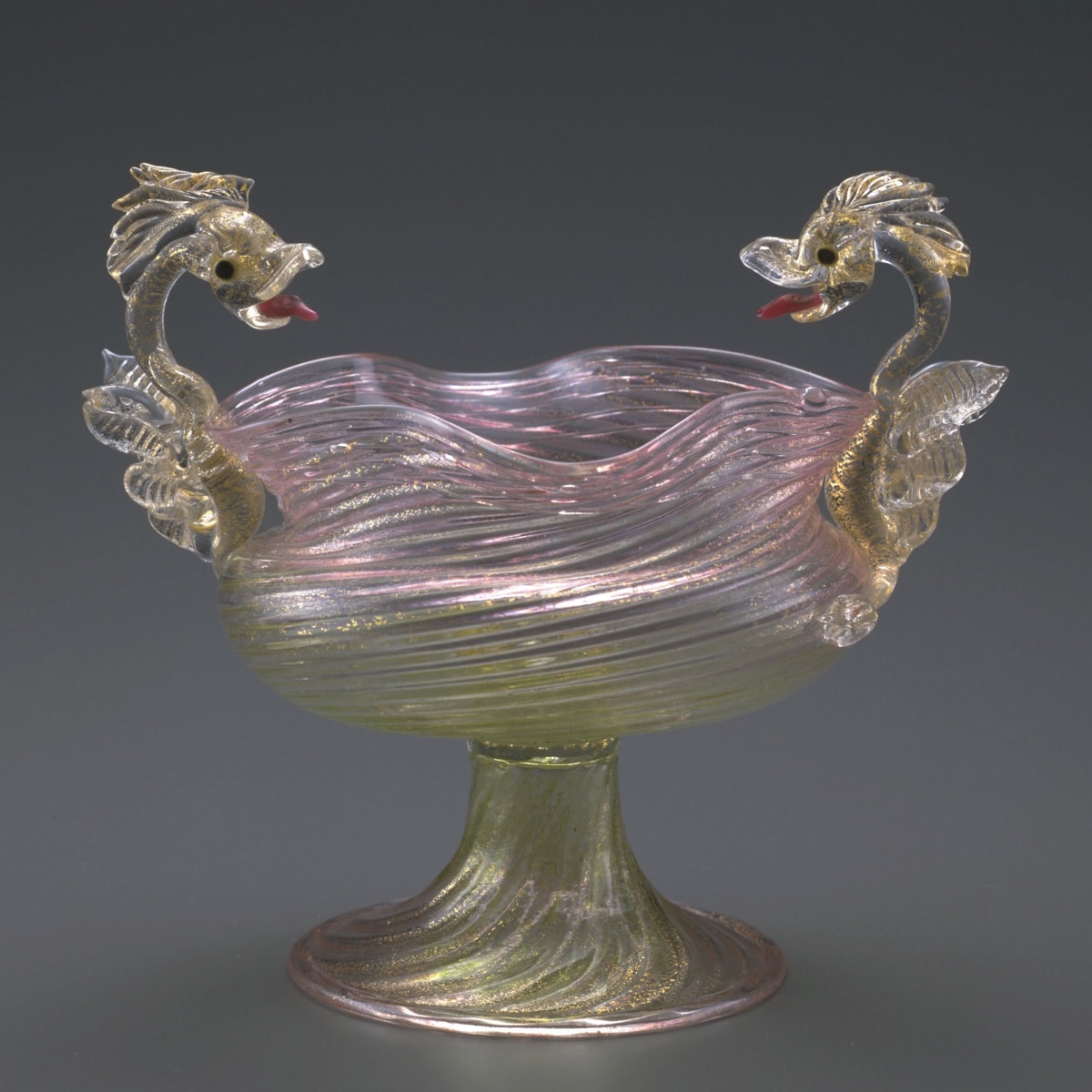 展示作品のご紹介:龍装飾コンポート （1880年頃｜ヴェネチア） 19世紀