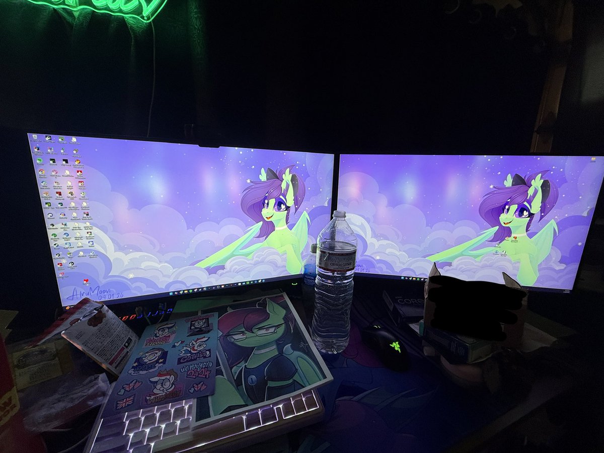 Victoria (C0mms open?) tweet media