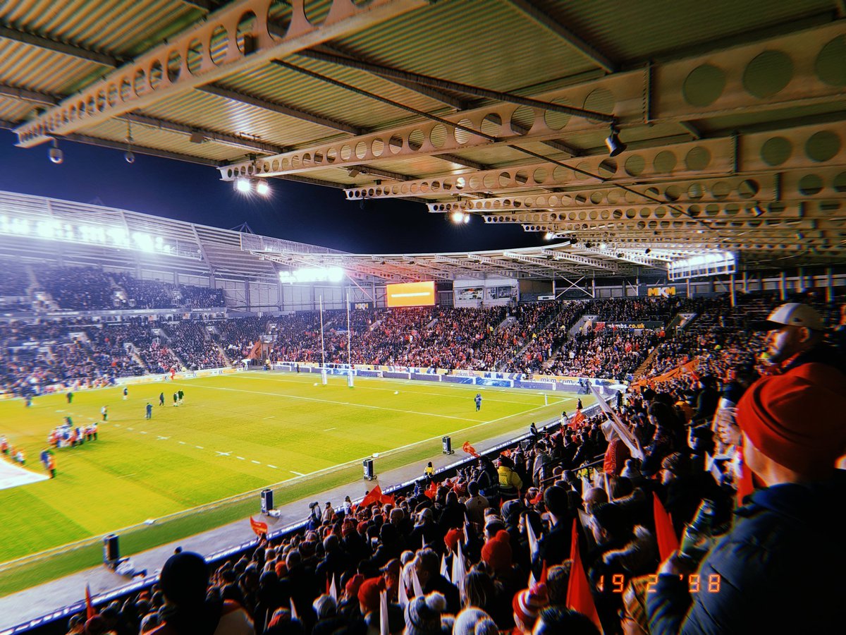 ClarkeyDC's tweet photo. Hull Kingston Rovers - World Champions 
#RRTR #UpTheRobins https://t.co/Utfpc1kpBc