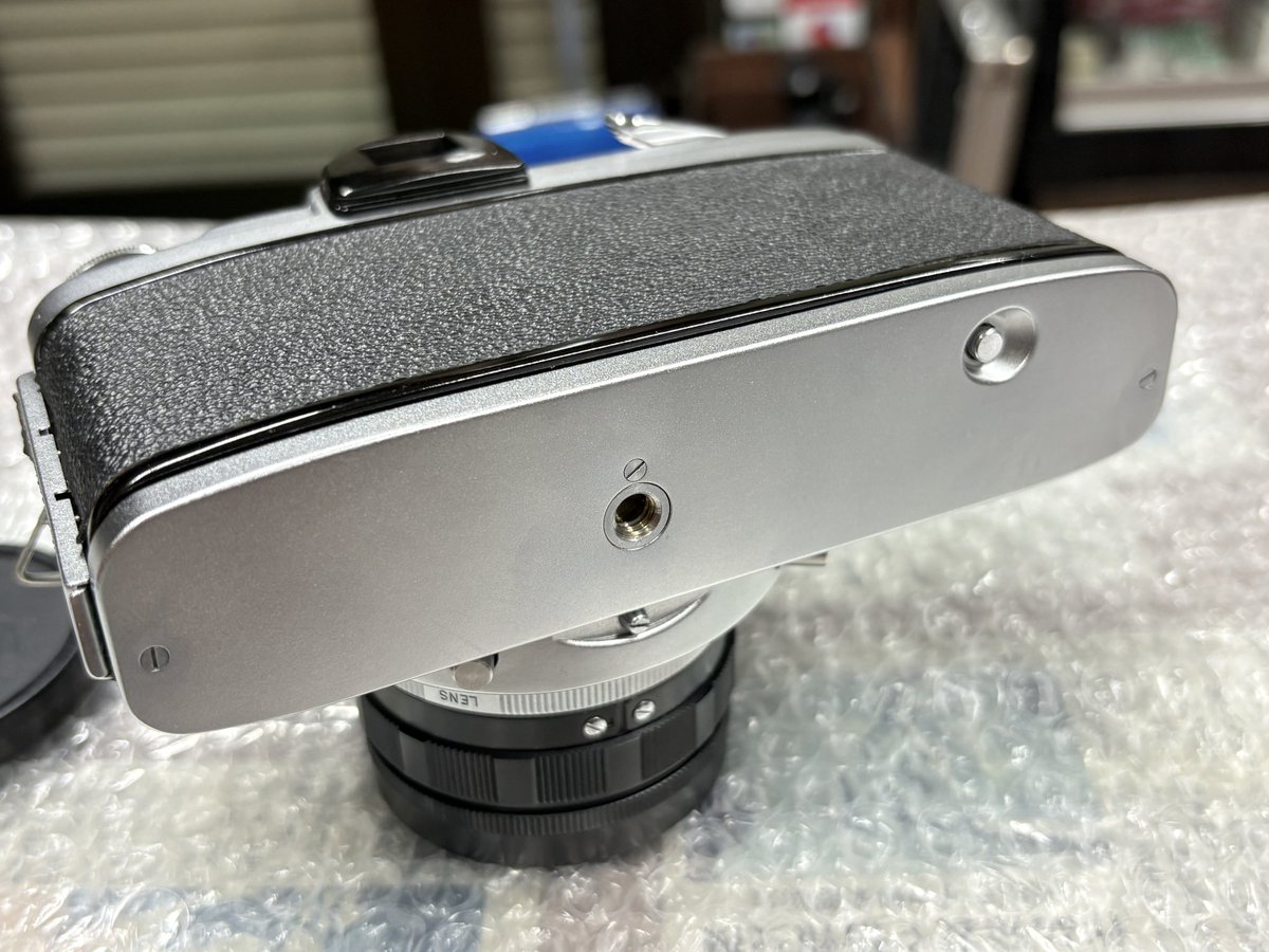 小西六コニカFP極上美品！ この手の安価な国産一眼レフでは〜なかなか