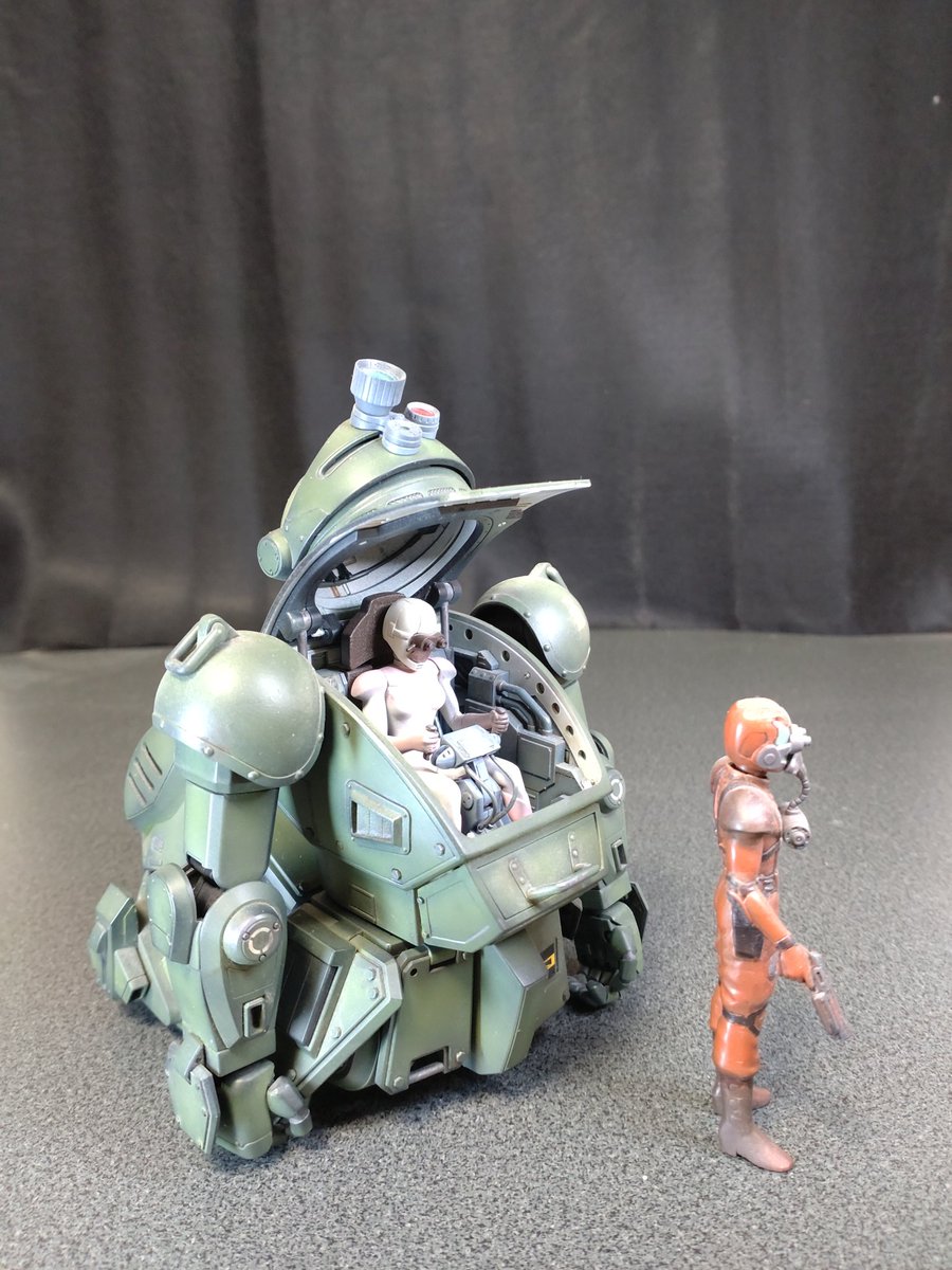 バンダイ1/20スコープドッグⅡ
フィアナ機にしています。