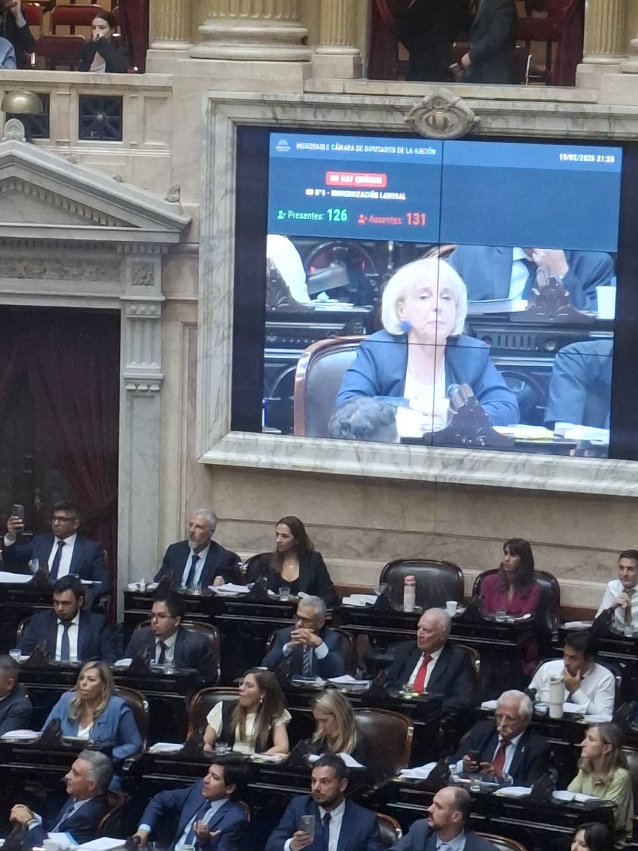 gabyvulcano tweet media