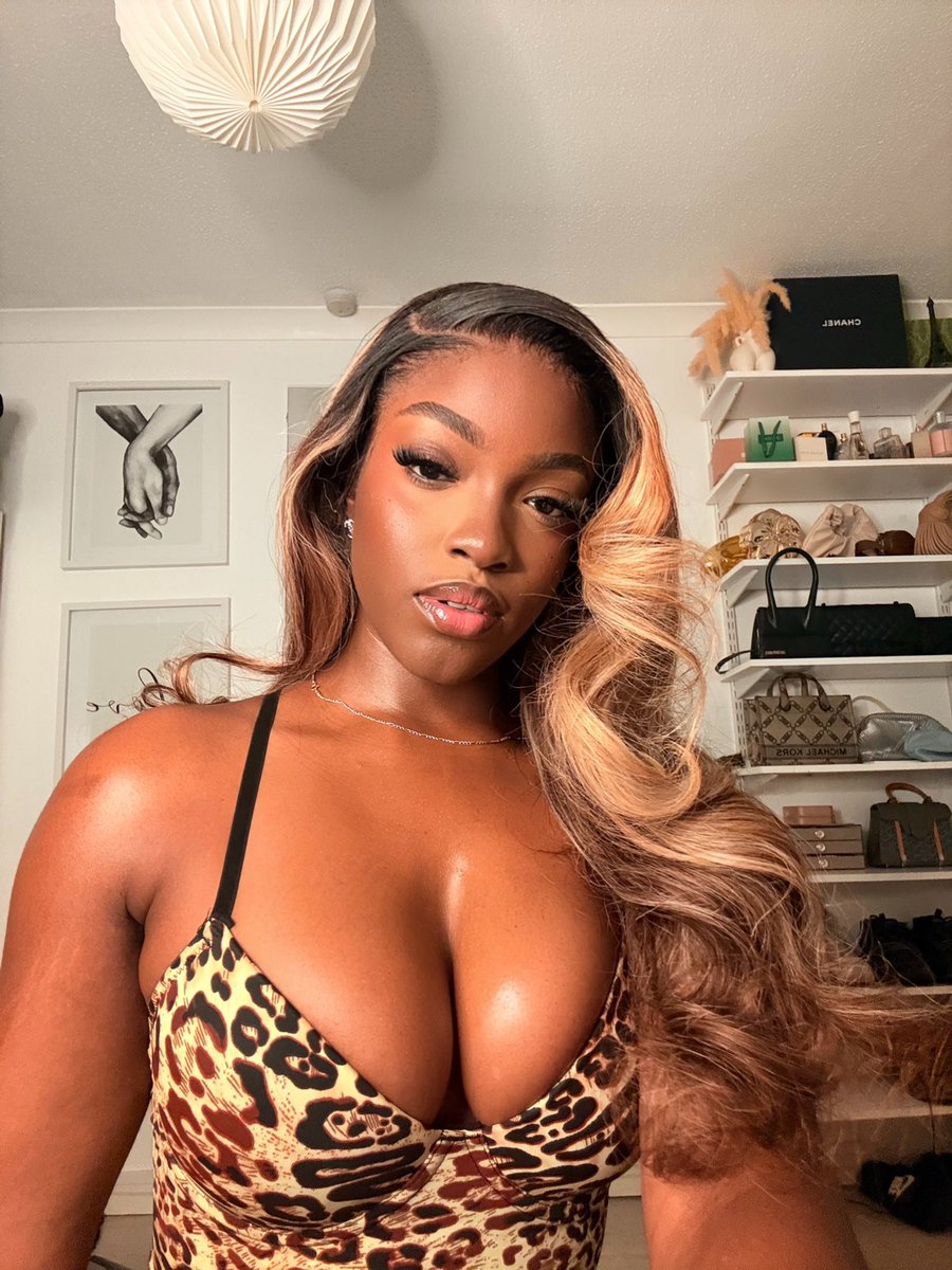 alexa, play bag of money